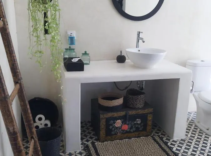 Paz Bali